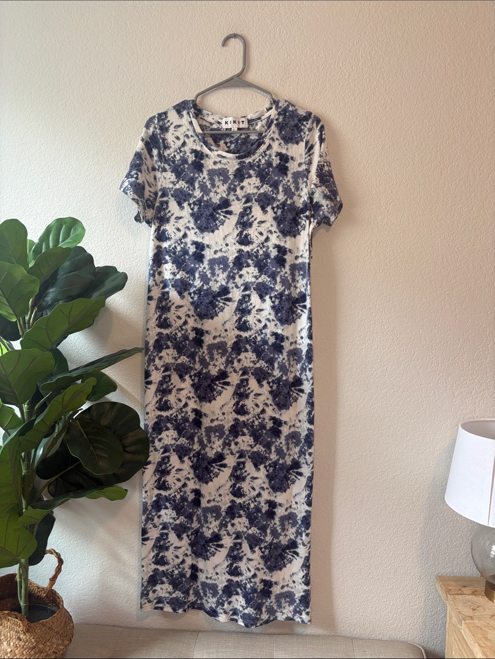 Blue and white Tie-Dye Midi Dress - Short Sleeve scoop neck Large